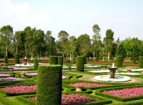Taman Prancis di Taman Bunga Nusantara